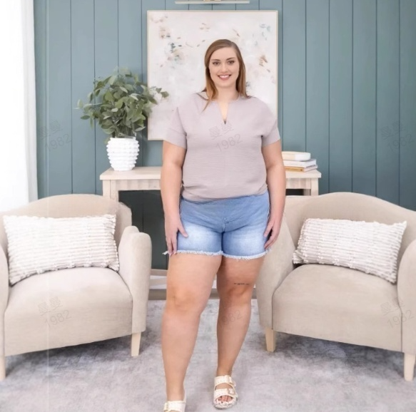 👖High Rise Frayed Hem Cut Off Dad Shorts