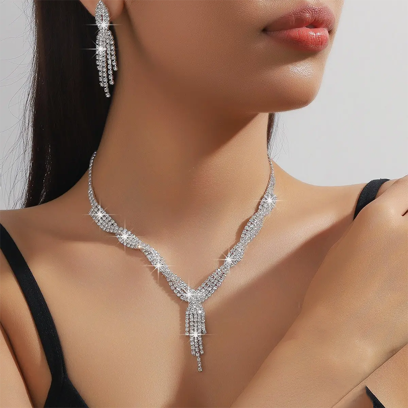 Women’s Gorgeous Tassel Necklace & Earrings Set